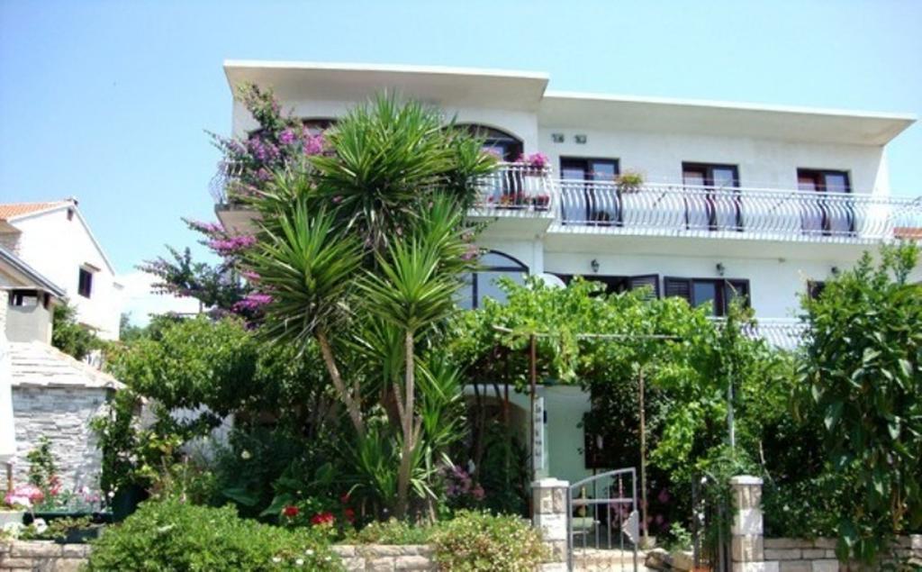 Apartment Franic Sućuraj 部屋 写真